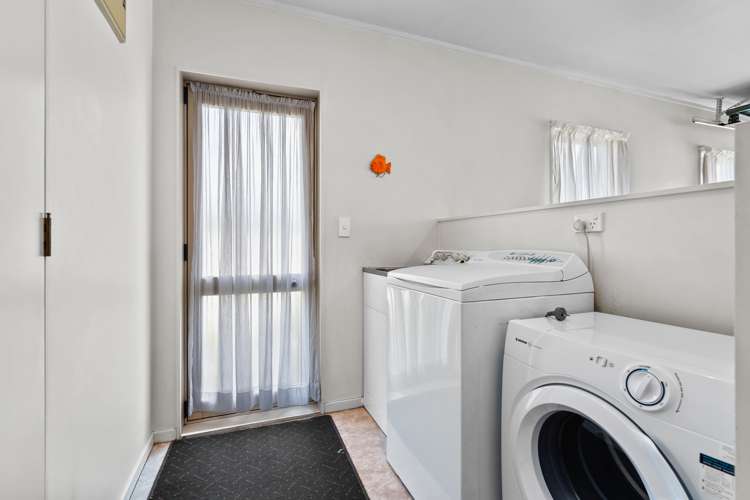 64a Kamo Road Kensington_14