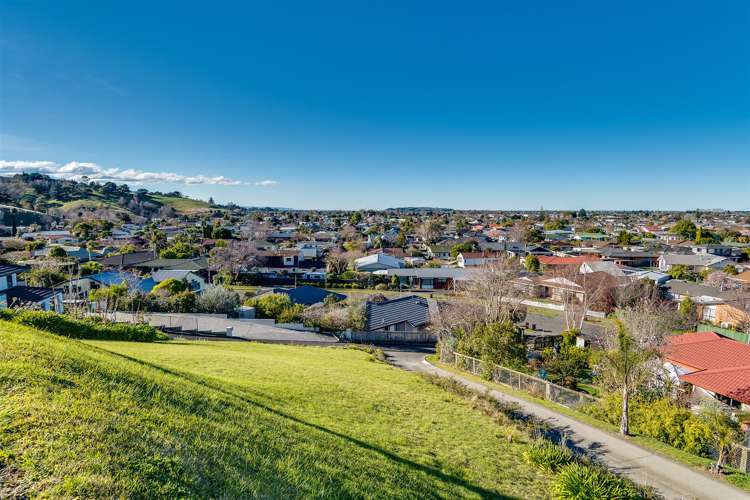 69 Hetley Crescent Taradale_4