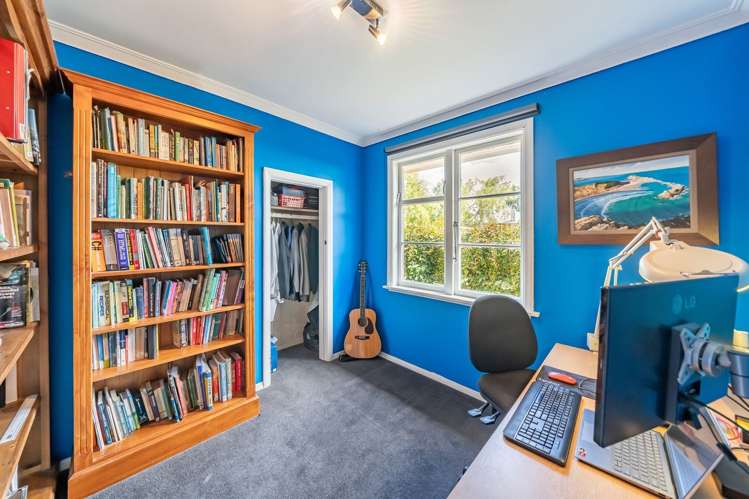 1084 Fergusson Drive Clouston Park_11