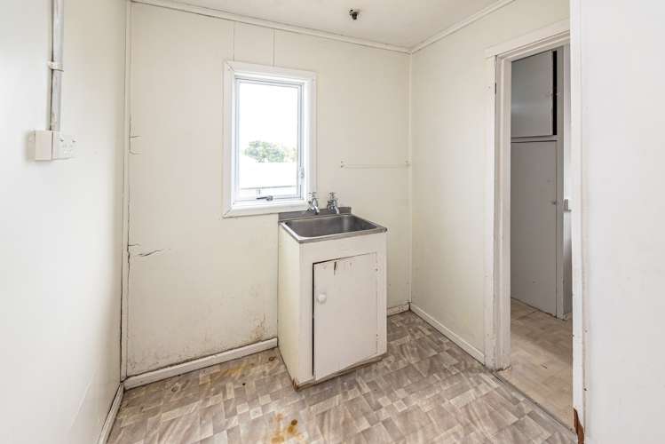 20 Kowhai Street Castlecliff_15