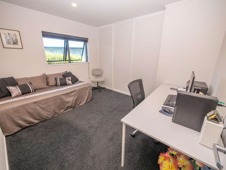 37 Dudley Crescent Cable Bay_25