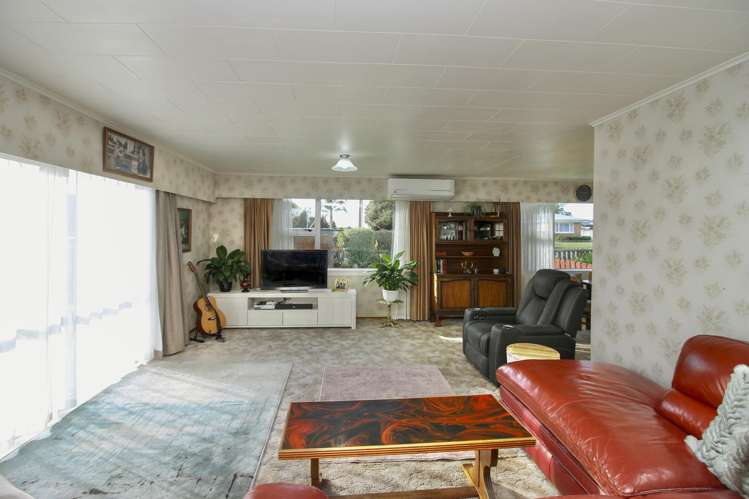2131 Alexandra Street_3