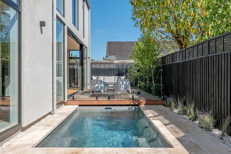 2/36 Tui Street Fendalton_32