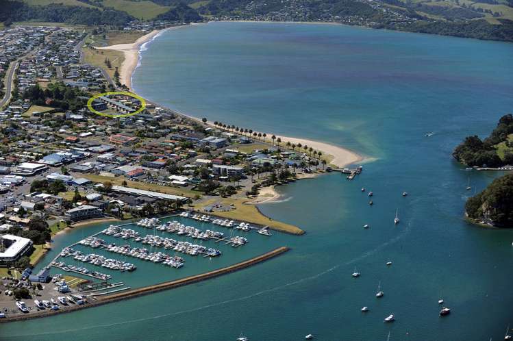 2/18 Eyre Street Whitianga_16