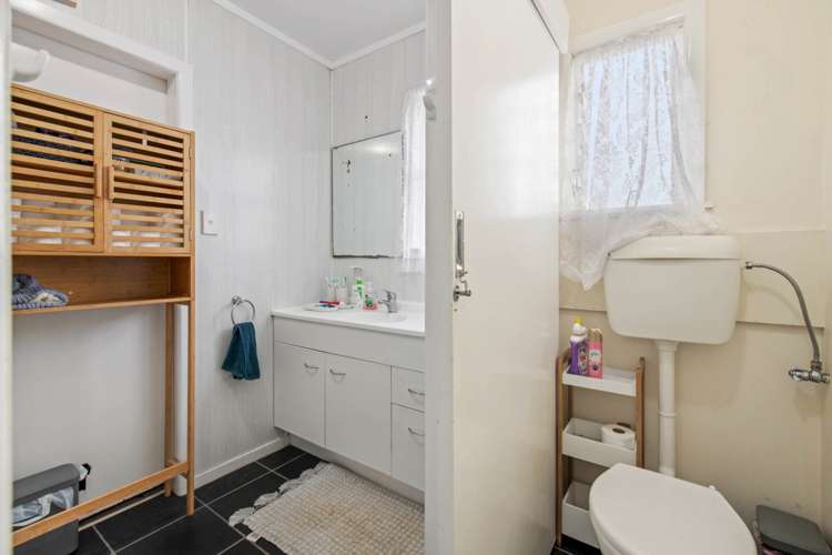 28 Sturdee Road Manurewa_13