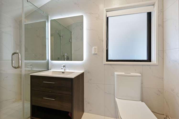 D/70 Portage Road New Lynn_8