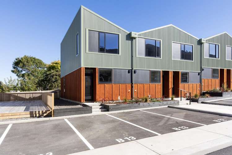 10 Utauta Street_0