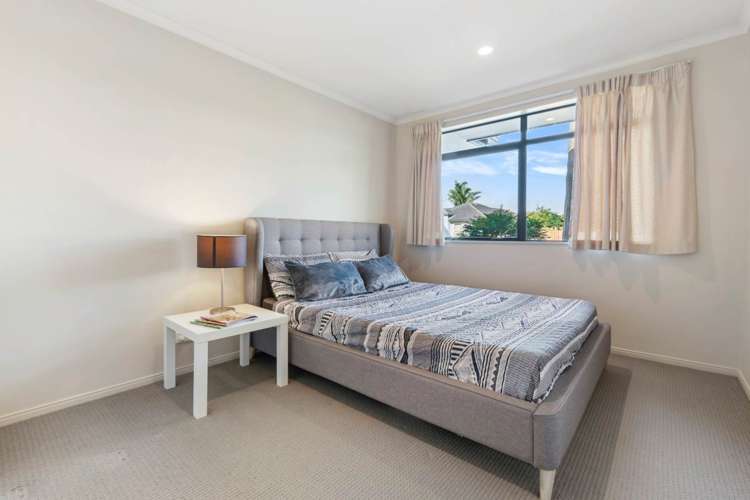 29 Aberdeen Crescent Wattle Downs_13