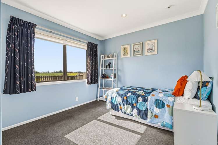 4 Old School Road Ngahinapouri_19