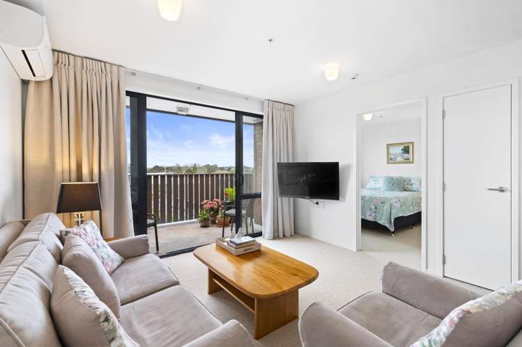 206/102 Edinburgh Street Pukekohe_4
