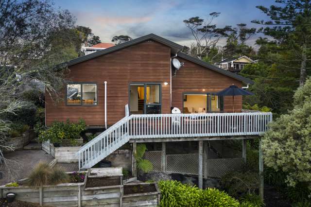 187a Godley Road Titirangi_1