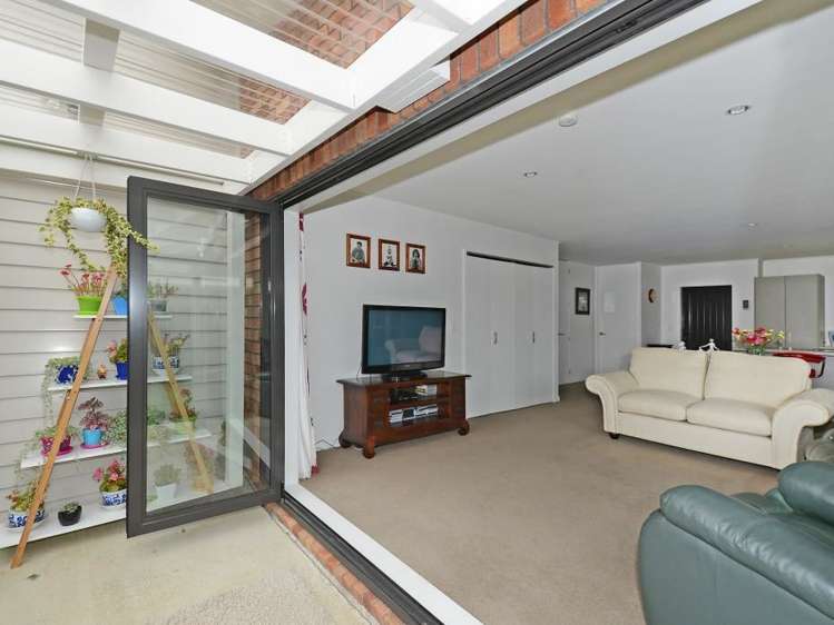 7 Diamond Grove Brown Owl_7