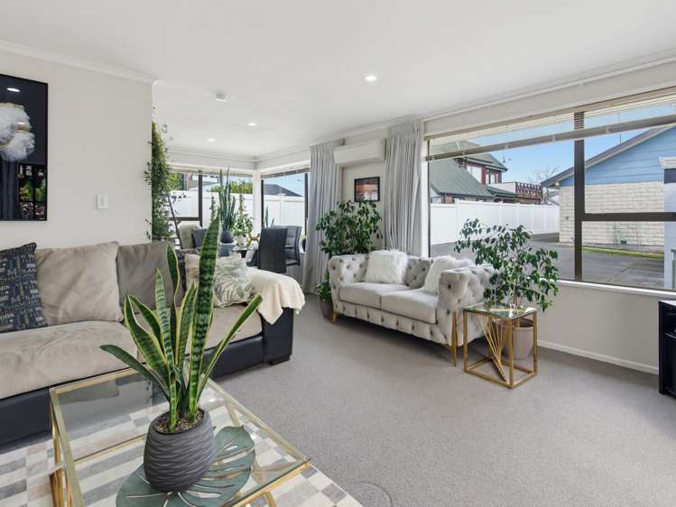 2/244 Main North Road_4