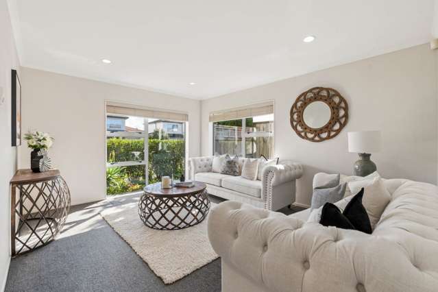 6 Lorenzo Way Flat Bush_2