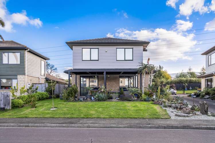 13 Riverglade Parkway Te Atatu South_3