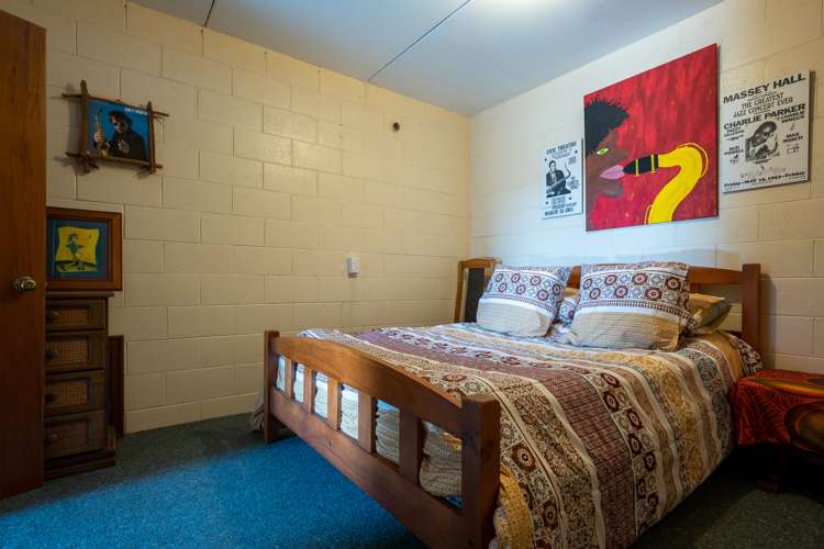 7 Rutherglen Road Paroa_14