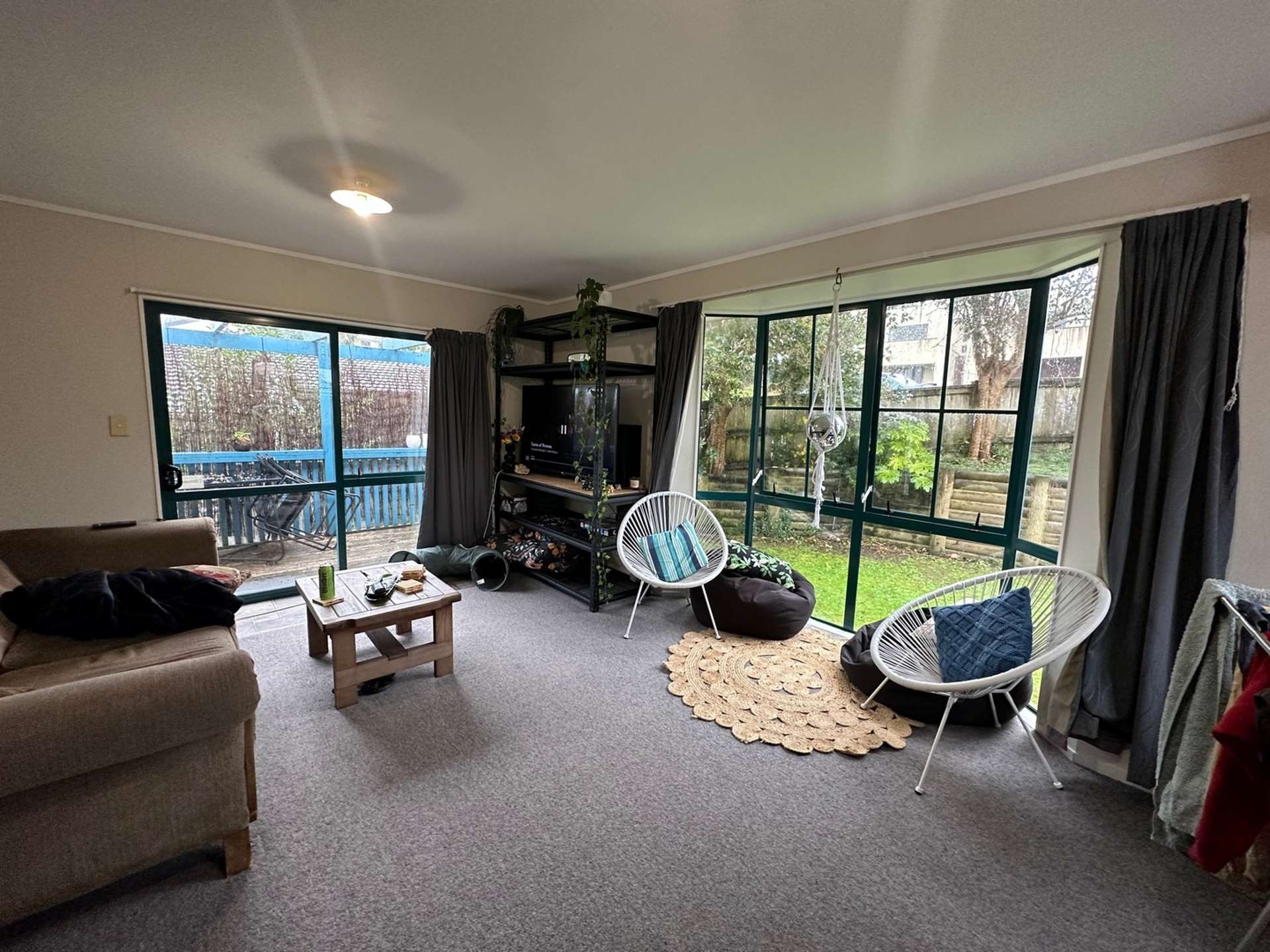 20 Ridgeway Drive 11601_0