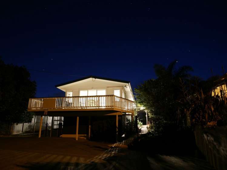 1 Boundary Road Tikipunga_21