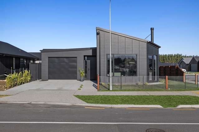 Striking Design. Effortless Living