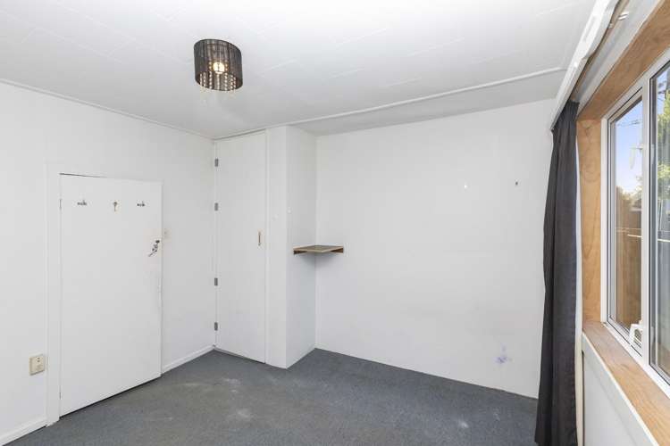 8 Bass Street Woolston_6