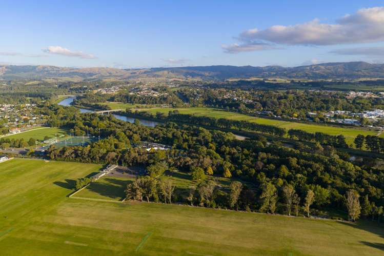 9 Ranara Court West End_17