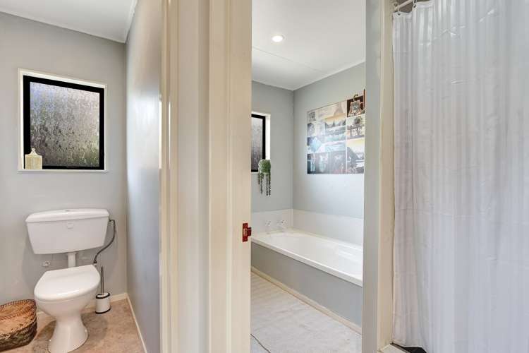 1/16 Britannia Heights Stepneyville_12