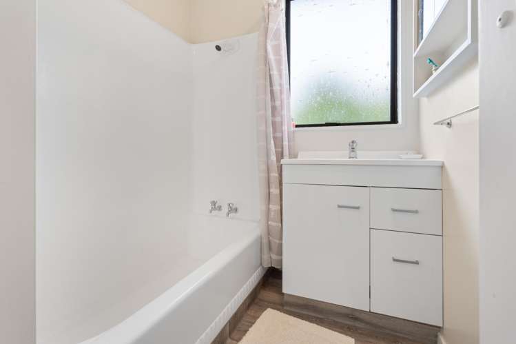 9 Maryport Street Lawrence_10