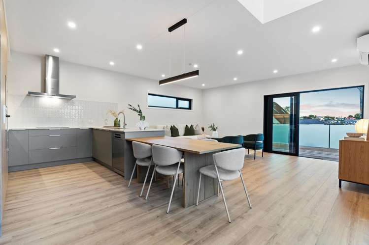 394 East Coast Road Sunnynook_3