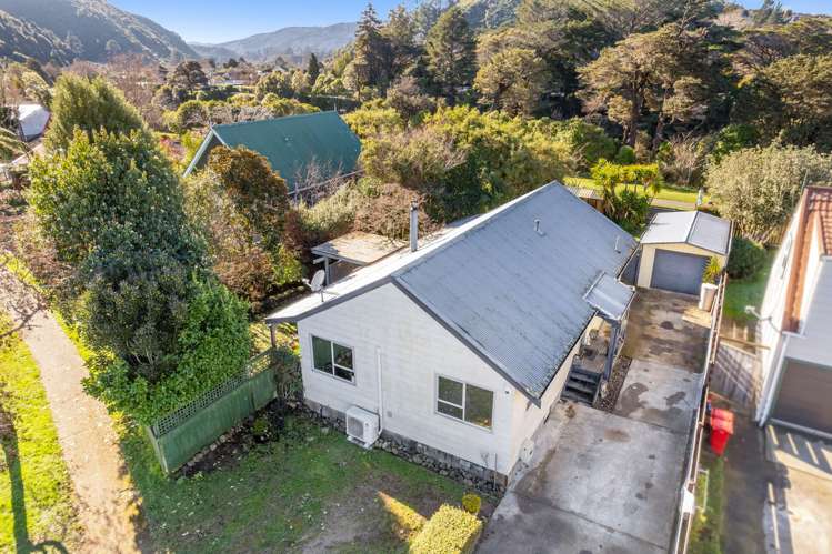 60 Larchmont Grove Totara Park_15