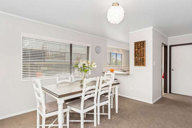 2/285 Oceanbeach Road Mount Maunganui_4