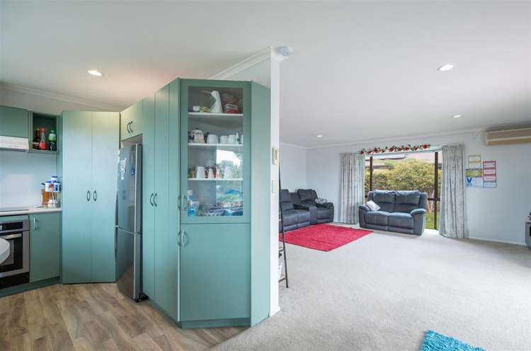 370 Suffolk Road Stoke_12