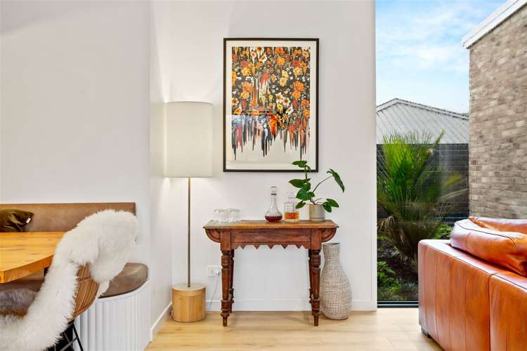 53 Houpuni Road Wainui_12