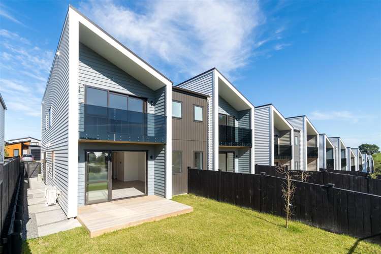 8 Paparahi Place Wainui_8