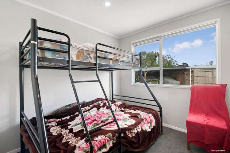 7 Taipari Road Te Atatu Peninsula_27