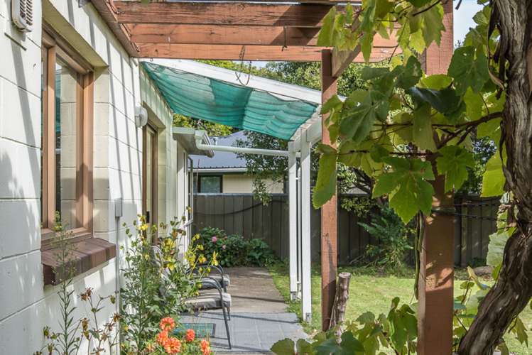 15 Knights Grove Otaki_29