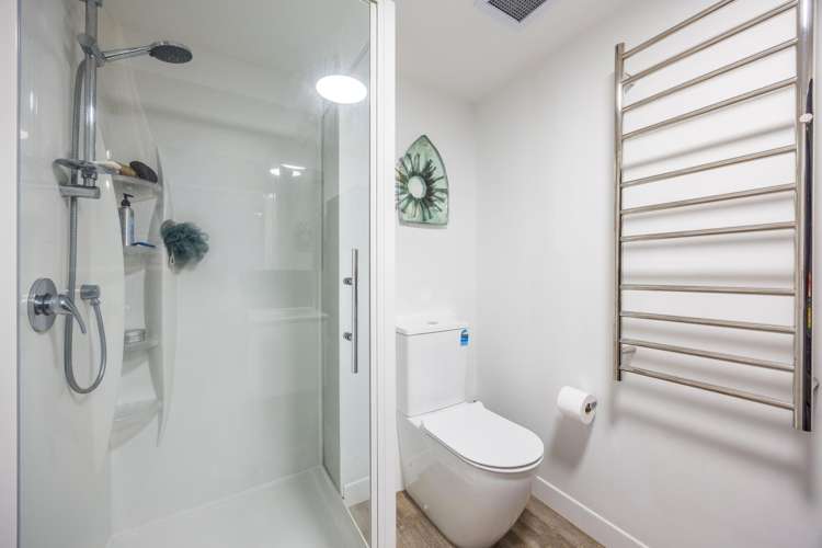 13L/3 Whitaker Place Auckland Central_14