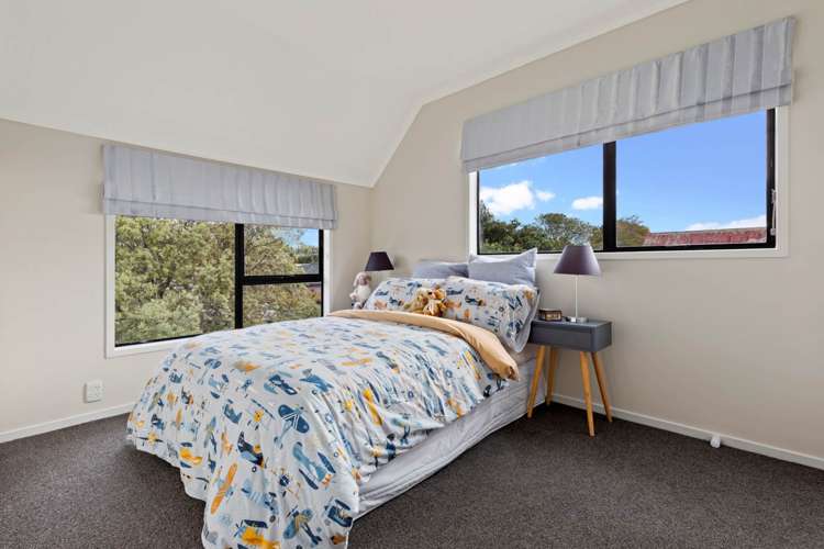 32 Muirfield Street Wattle Downs_17