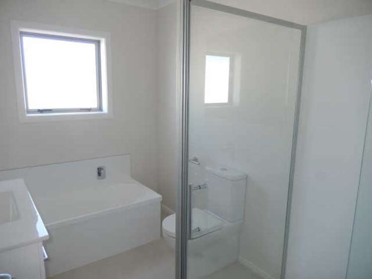 2 Ridgedale Crescent 2743_5