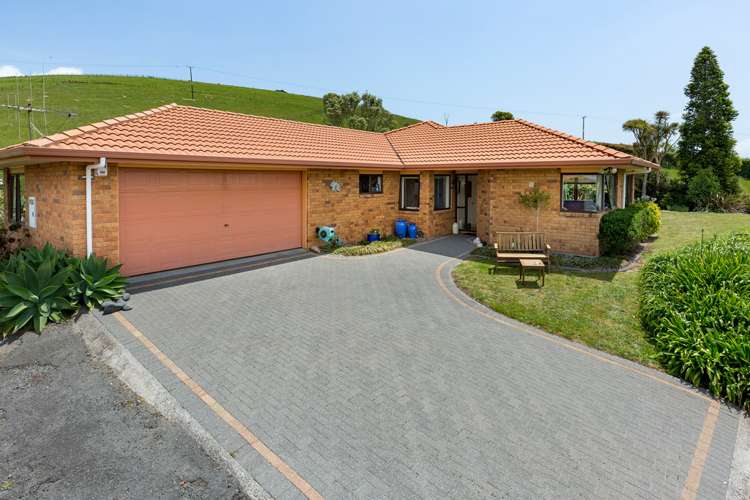 698 Highway 22 Pukekawa_4