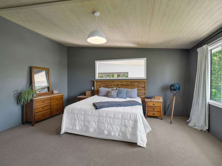 74 Station Road Takapau_19