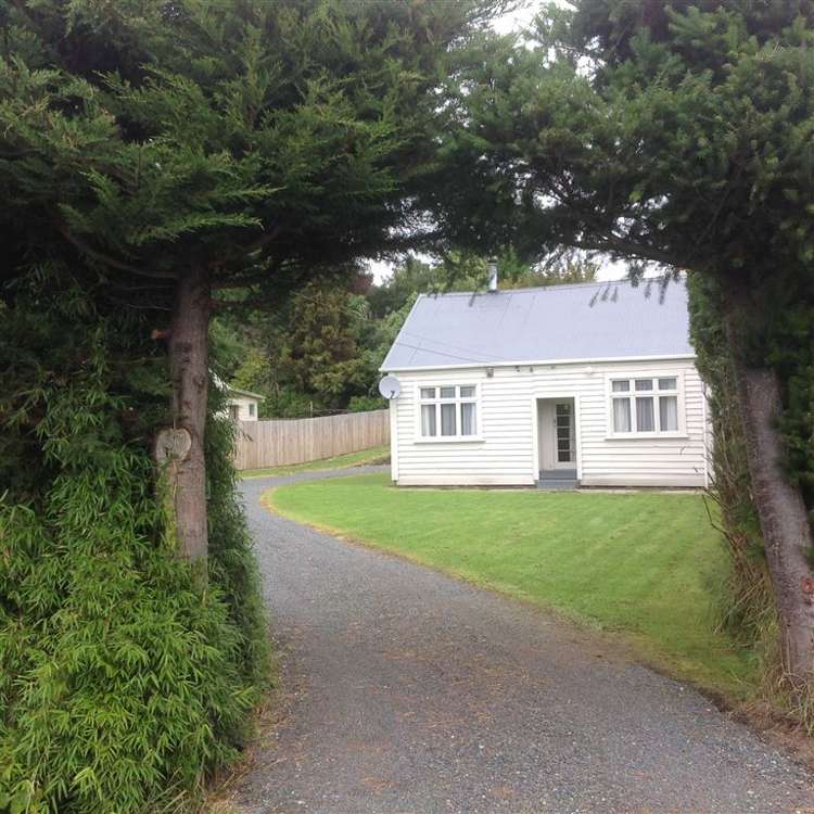 16 Berry Street Kaitangata_6