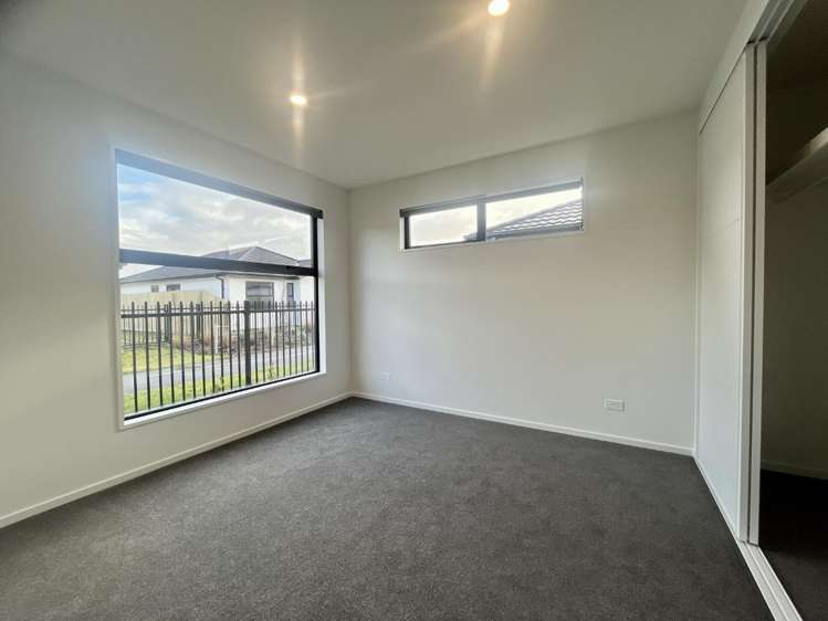 1 Oakvale Lane 1447_6