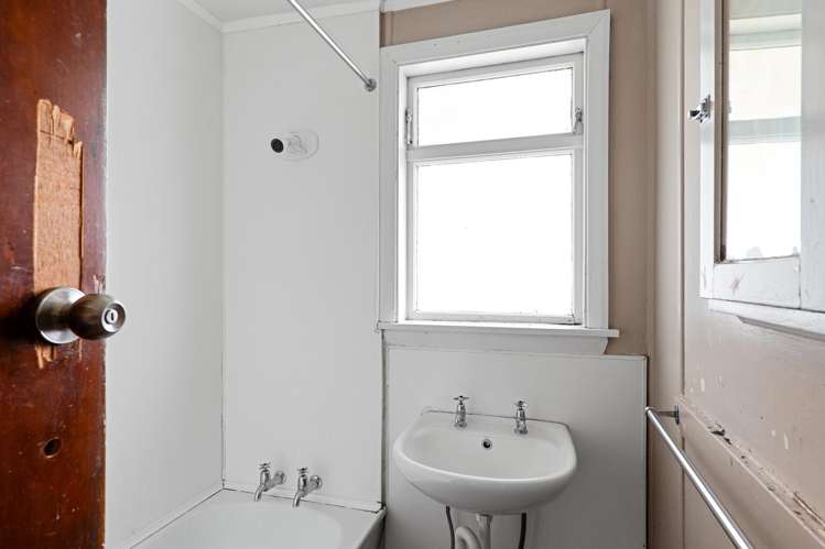 14 Ealing Street Northcote_7