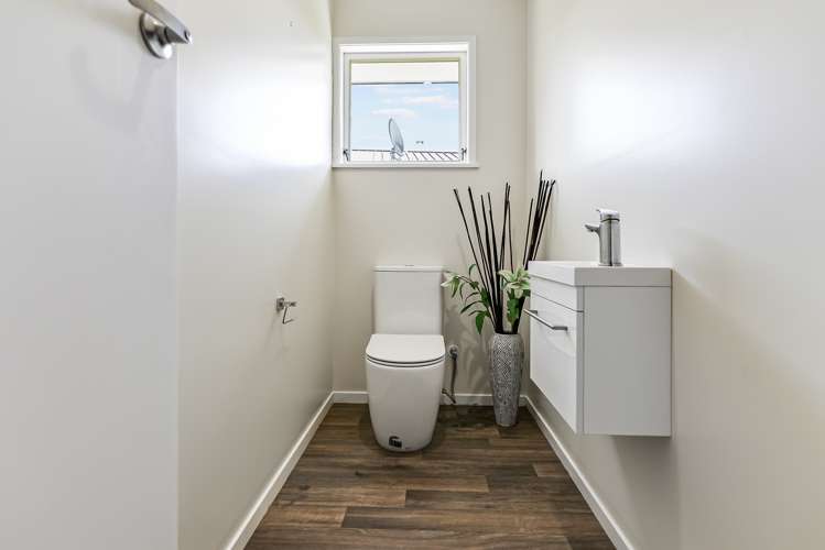 24 Bremworth Avenue Dinsdale_7