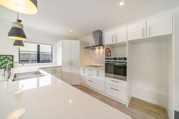 84 Riverstone Drive Riverstone Terraces_2