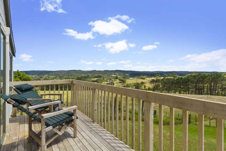 748 Ridge Road Riverhead_15