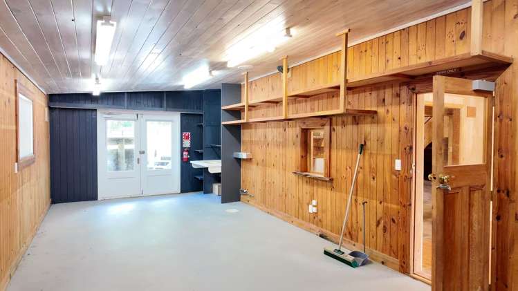 126 North Road, Clevedon_10