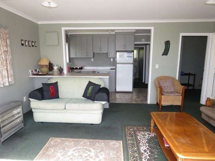 3a Coronation Street Moeraki_1