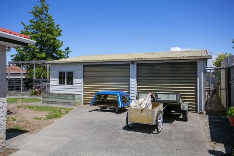 17 Macdonell Street Hilltop_33