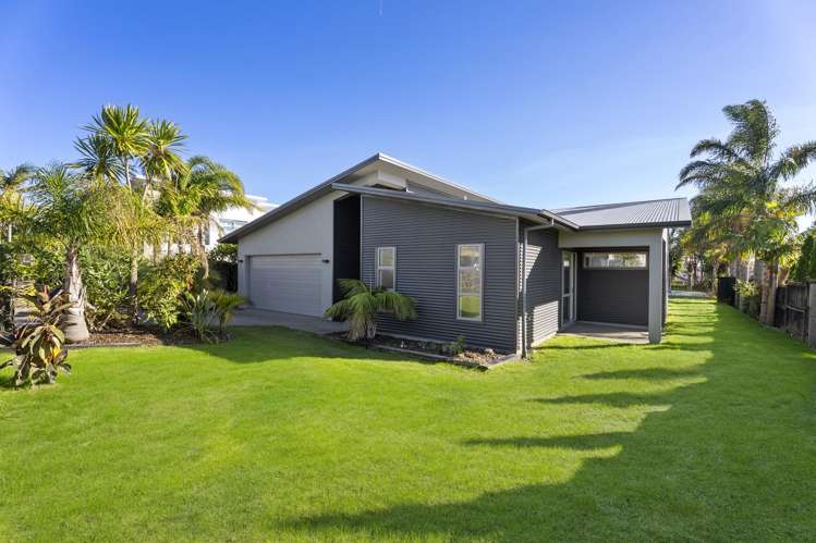 48 Columbia Crescent_0